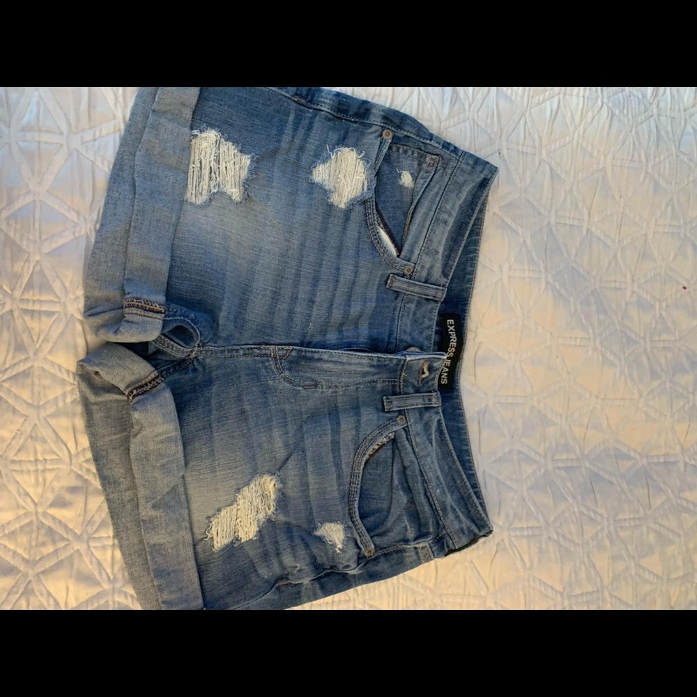 Bullhead Jean Shorts. Size 00 - Picture 4 of 6